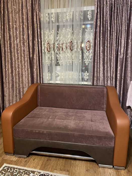 Продам симпатичный диван