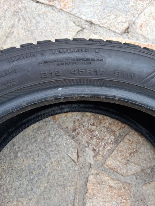 215 45 17 Goodyear 91 W
