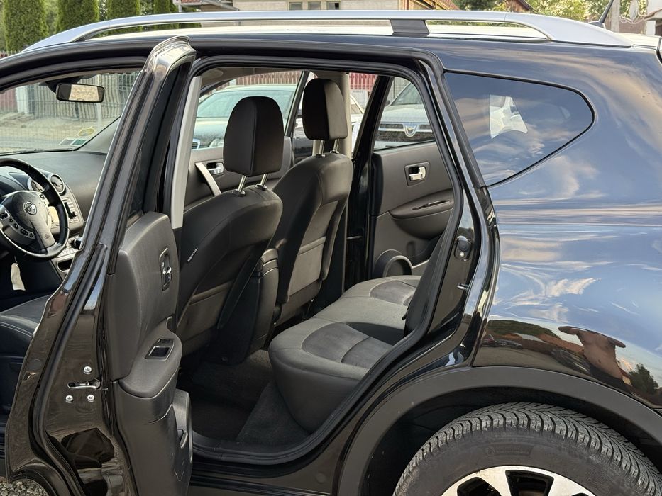 Nissan Qashqai 1.6 DCi 130 CP Visa 4X4 E5 11/2012 SE POATE IN RATE