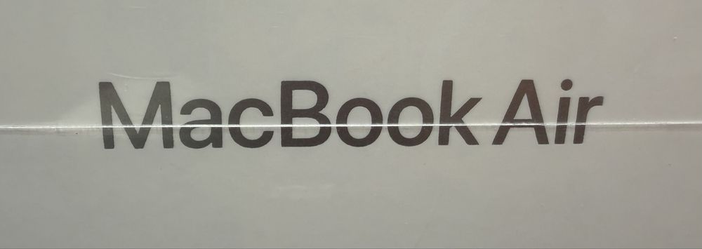 MacBook Air 13” M1, 8GB/256GB - NOU, SIGILAT - cutie originală nedesfăcută cu garantie 24luni