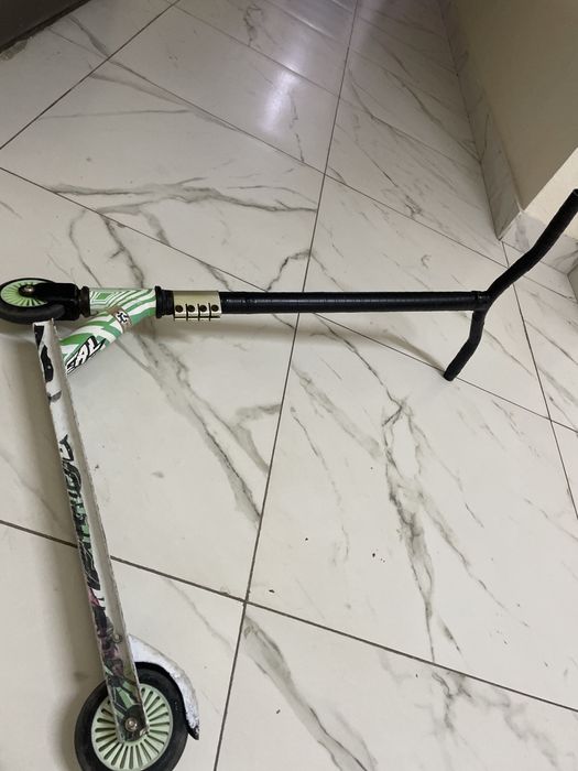 Самокат трюковой