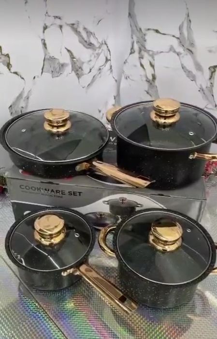 Продаю набор Кострюль (казан)