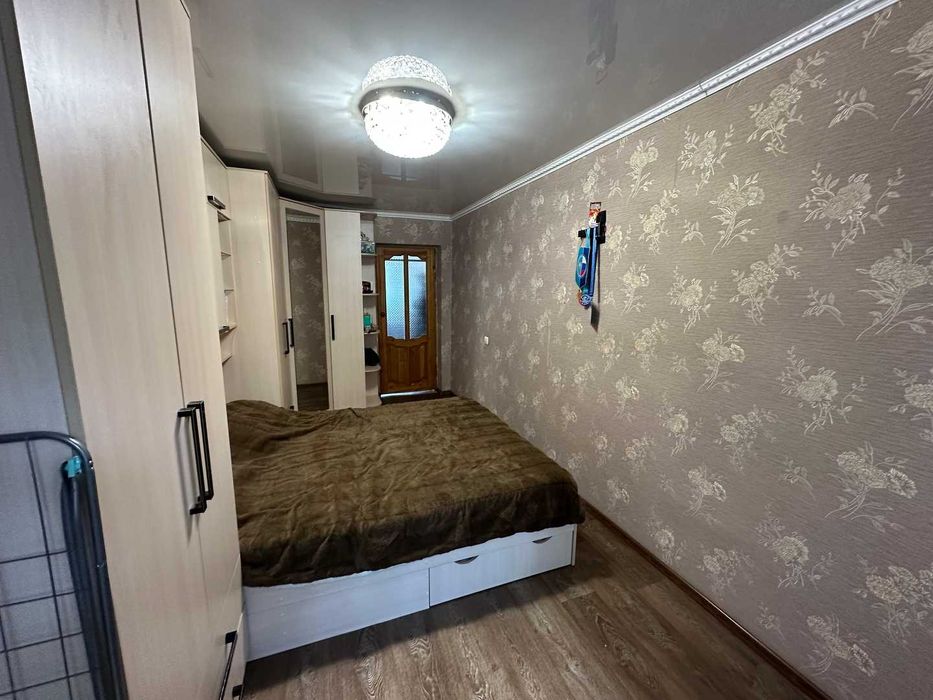 3-х ком. квартира в районе 10 школы!