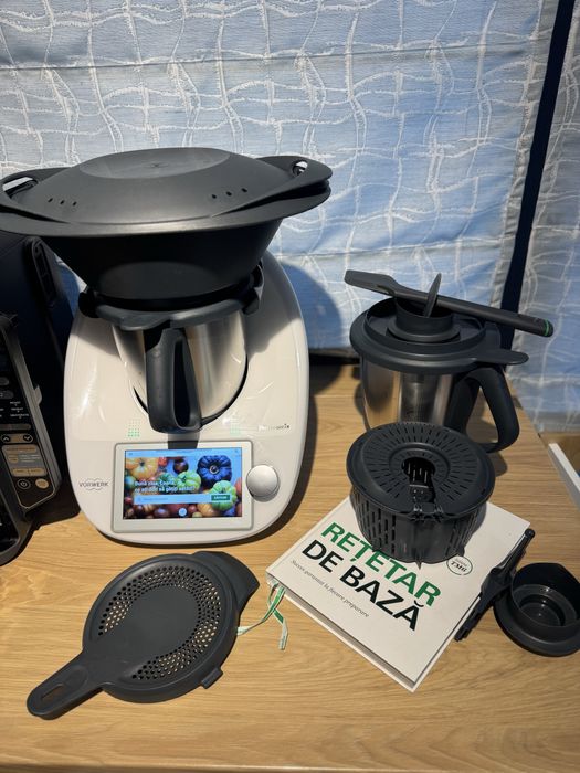 Thermomix TM6 alb (include 2 boluri)