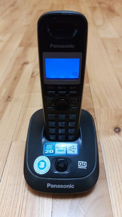 Радиотелефон Panasonic DECT KX-TG2521CA