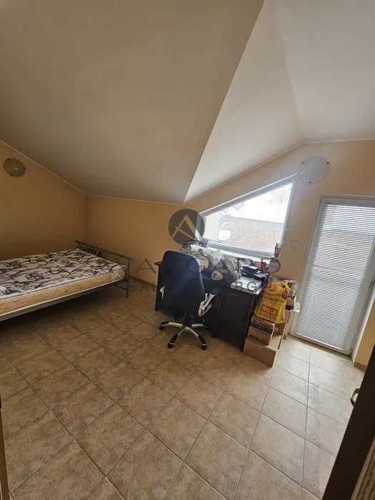 Продава се Къща в с. Брестник, Област Пловдив - 245 кв.м за 1449 €/кв.м - Снимка #12