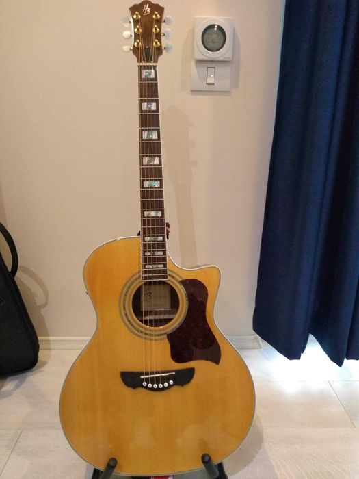 Chitara solidtop Harley Benton CLJ-503CE WN + accesorii