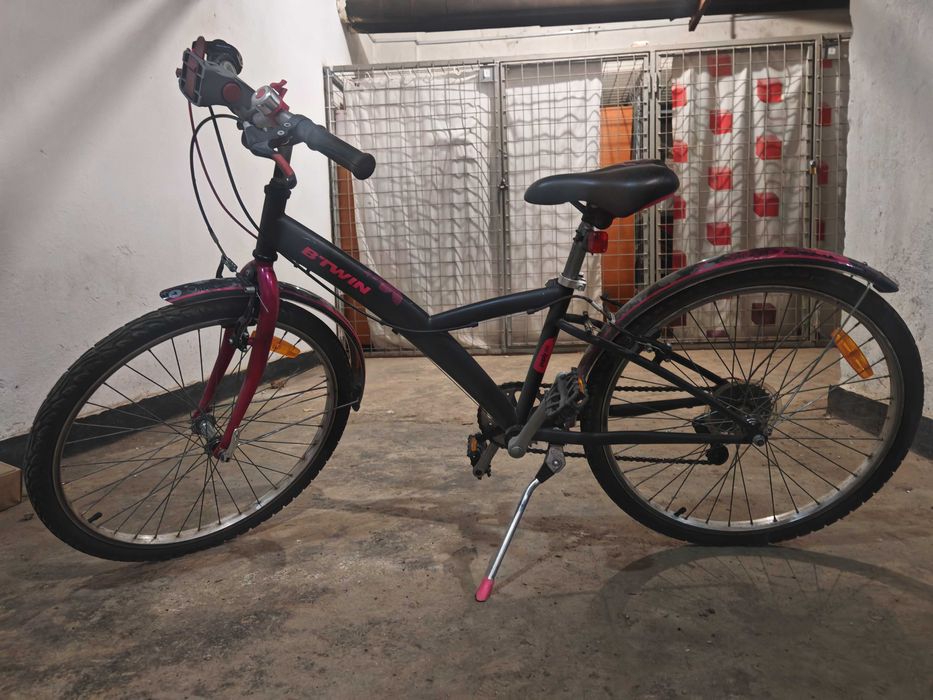 Vând biciclete, trotineta, cuști păsări, anvelope, cusca rozatoare