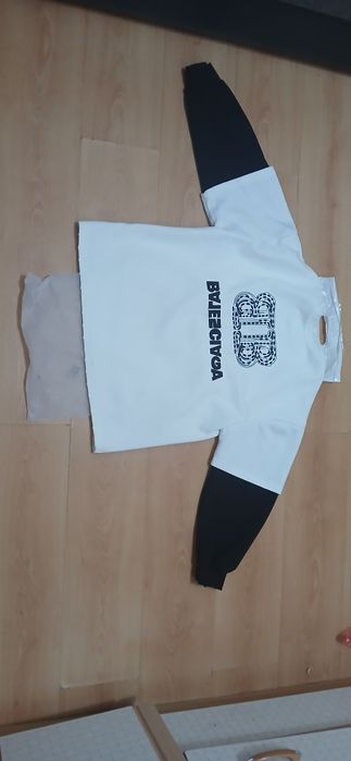 Кофта оверсайз черно белый