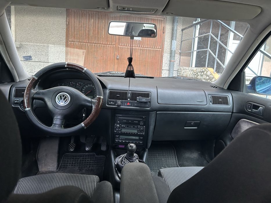 Vw golf 1.6sr akl