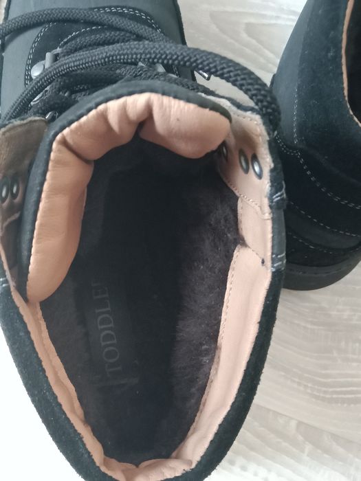 Теплые кроссовки Toddler (41 размер).