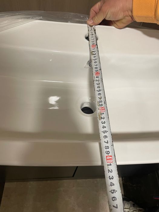 Шкаф за баня с мивка и смесител