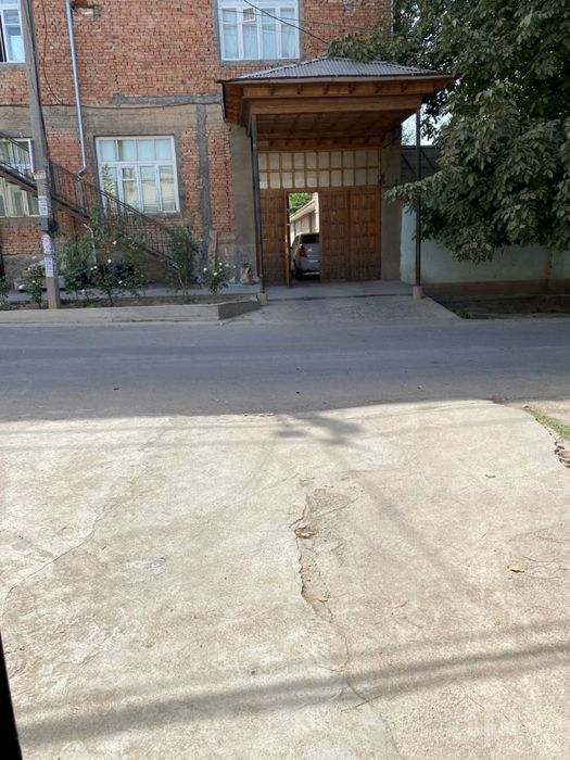Olmazorda 5,4 sotixli shinam hovli sotiladi