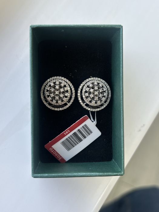 Срочно продам крупные серьги с бриллиантами