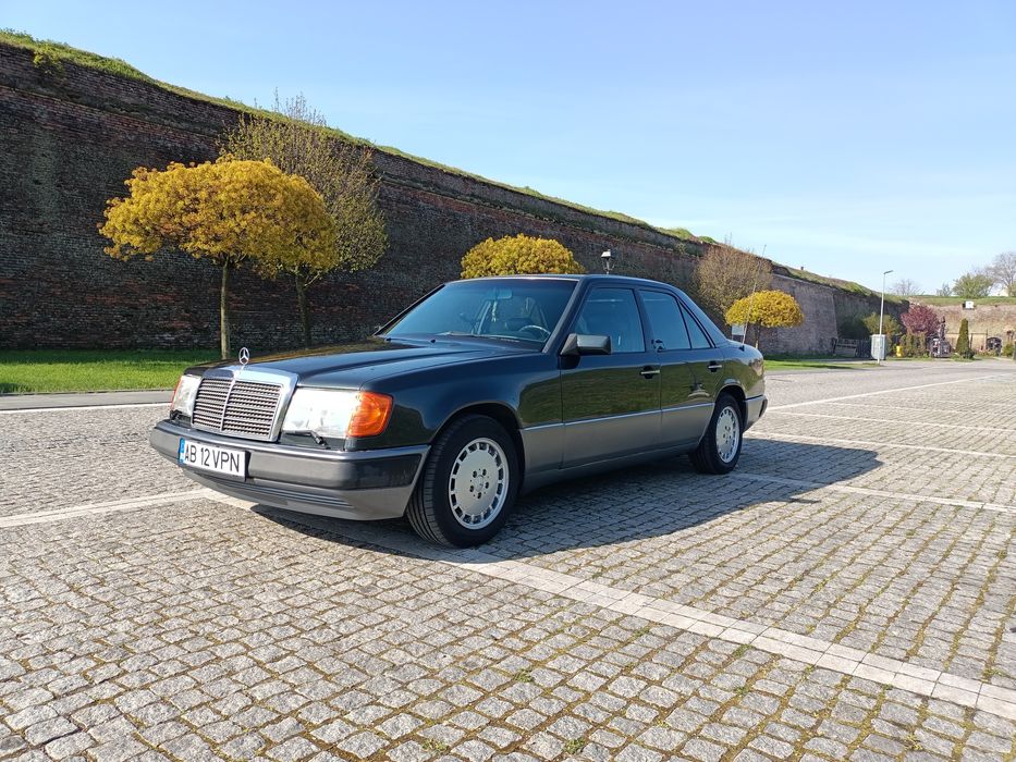 Mercedes-Benz W124 E300 v24 Getrag UNIC