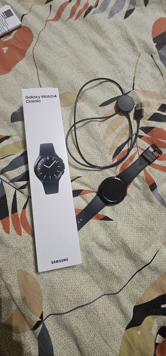 Ceas Smart Samsung Galaxy Watch 4 Classic
42mm
Folosit de cateva o