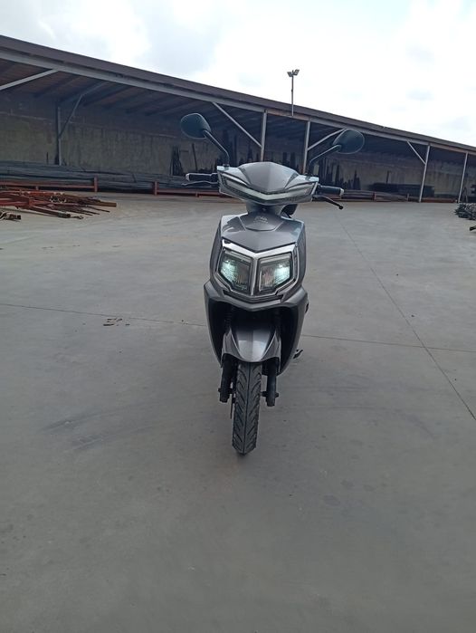 Vând motor,acte in regula toate in regula 42 de milioane luat de acum 6 luni , înscrisă negociabil