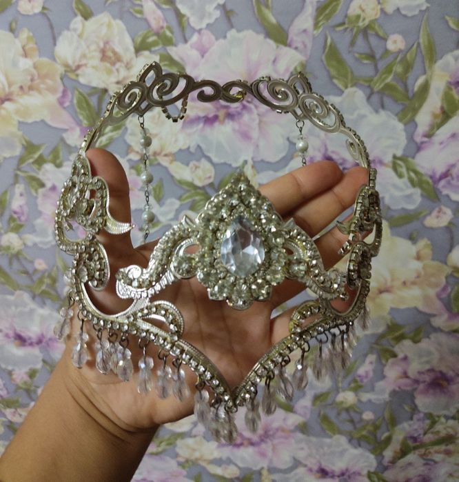 Kelinlar uchun ko'ylaklar