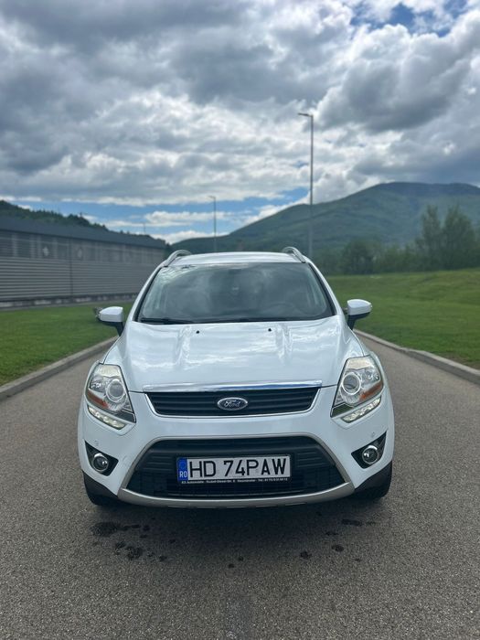 Vând Ford Kuga 4x4 , 2012 !!!