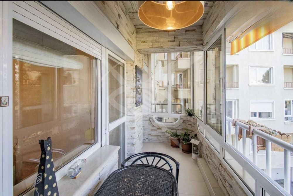 Дава се под наем Тристаен апартамент в София, Бъкстон - 120 кв.м за 1296.42 € - Снимка #4