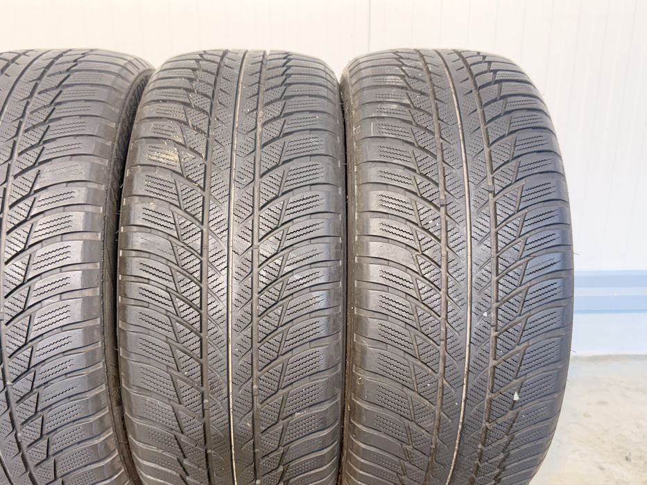 225/50/17 зимни гуми BRIDGESTONE BLIZZAK LM001