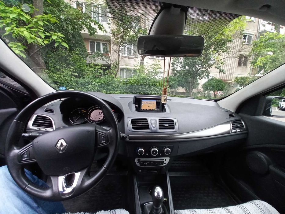 RENAULT Megane 2013 — imagine 3