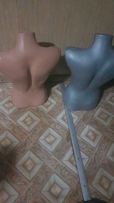 Продам манекены женские. Б/у.