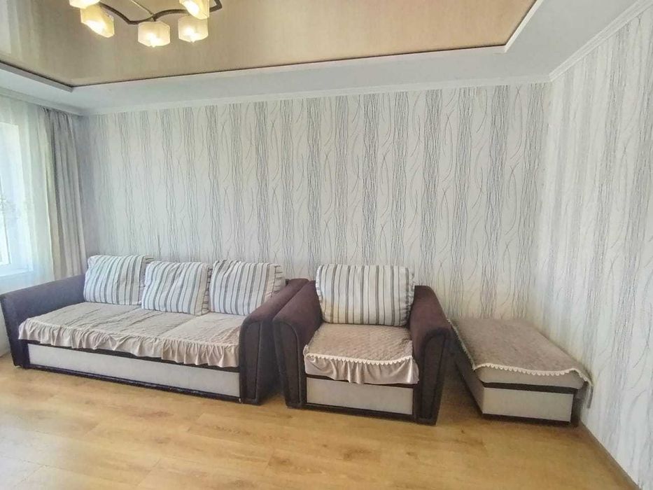 Продается  3  комн квартира Васильковский,35