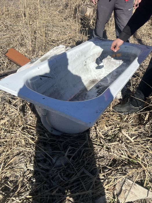 Продам ванну ……………….