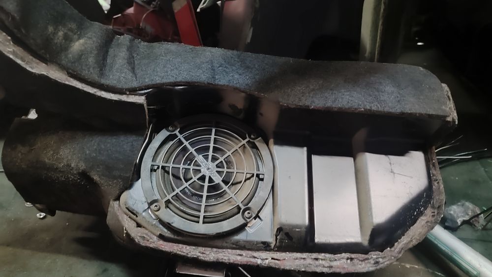 Буфер Босе от Ауди а6ц5