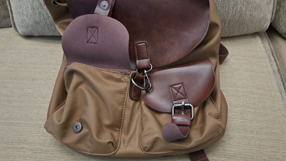 Rucsac maro încăpător