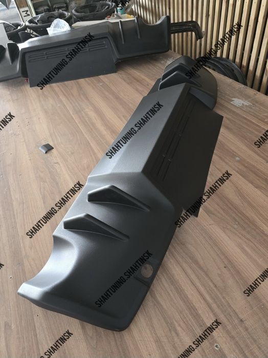 Mirsubishi Lancer X задний диффузор