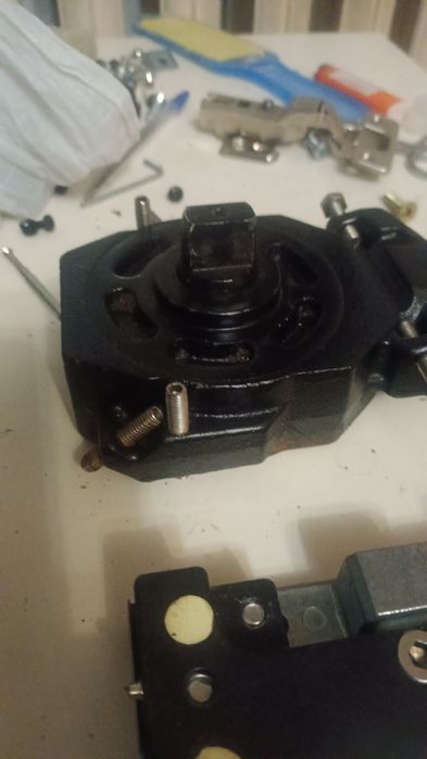 Скрытые петли AGB,ручки,замки