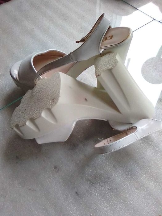 Обувки пролетно есенни