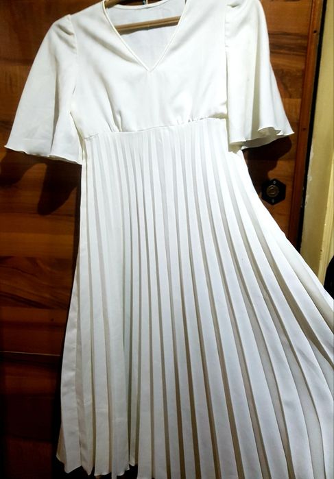 Белоснежное Платье