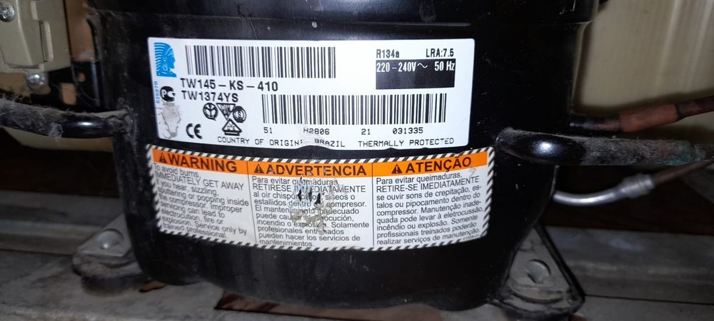 Продам двухкамерный  холодильник