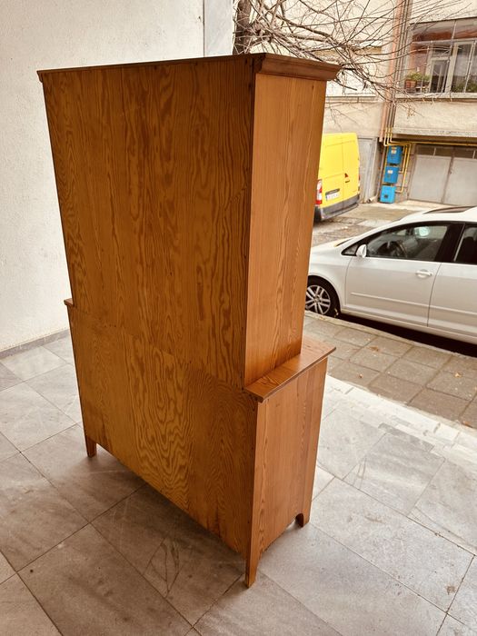 Масивен дървен бюфет / шкаф в рустик стил – отлично състояние