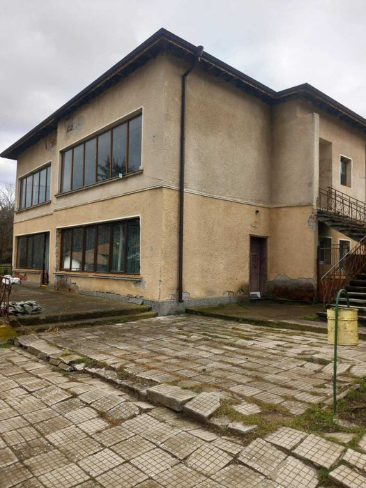 Дава се под наем Магазин в Перник, Изток - 185 кв.м за 348.84 € - Снимка #5