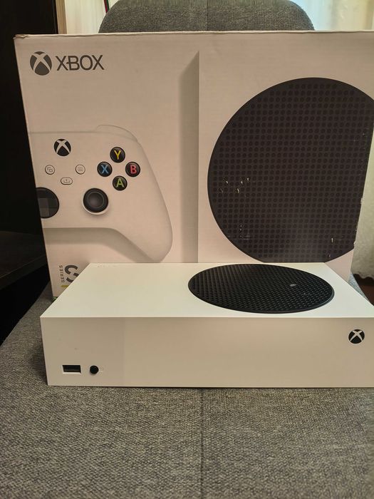 Продавам:Xbox Series S 512GB + Elite Series 2 + Logitech G335 | Пълен комплект