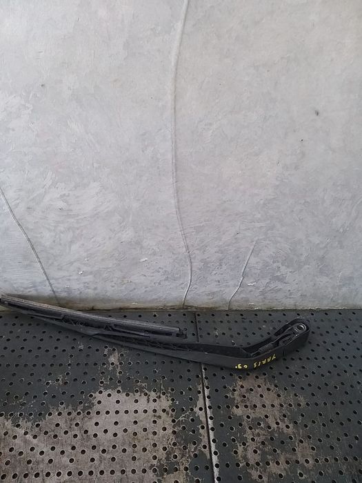 Brat stergator haion toyota yaris p9 852410d020b