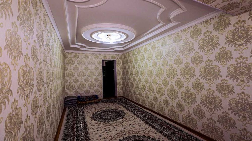 сдаю 3-х комнатную квартиру в центре Нукуса