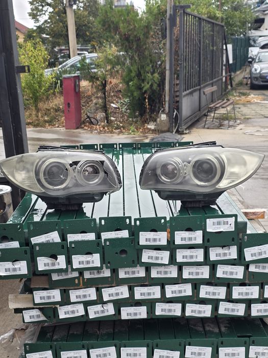 Оригинални Xenon фарове за BMW E81 / E87 LCI Facelift Angel eyes