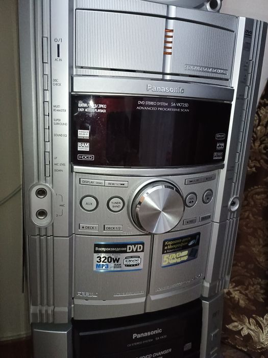 Музыкальный центр Панасоник.