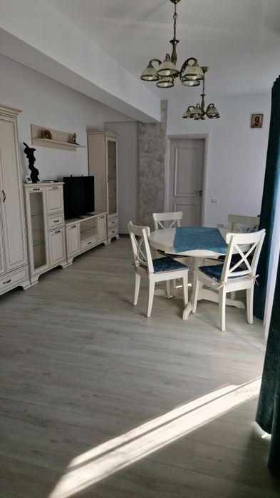 Inchiriez apartament 2 camere