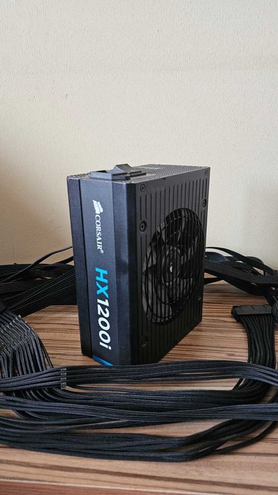 Sursa Profesionala FULL Modulara Corsair HX1200i 1200W 80 Platinum