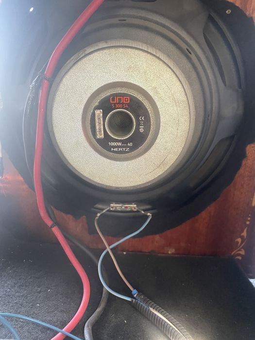Сабвуфер и усилитель