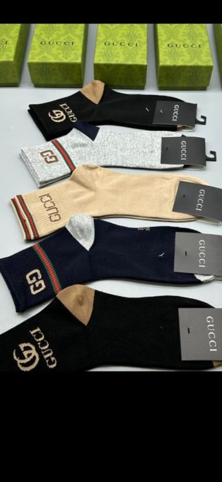 Șosete Gucci, Burberry, modele 2026, pretul este ptr o pereche