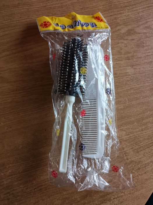 Гребен за коса, разресване и фризури