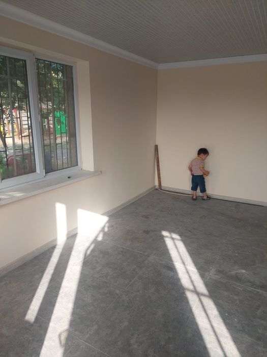 Здание магазин рядом