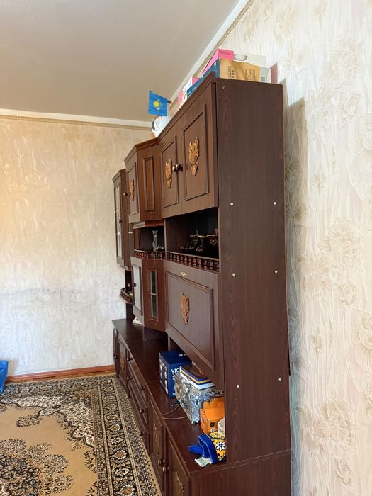 Стенка в гостинную